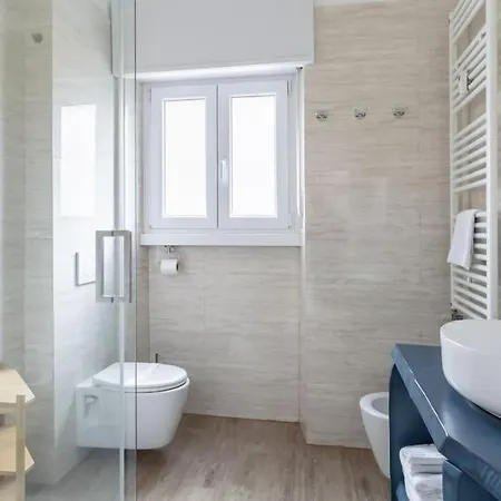 Host4U - Golfo Aranci, Beautiful Apartment In Milan Apartment *